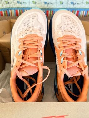 Altra Women's Paradigm 7 Size 7